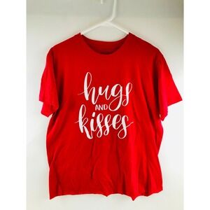 Cozy Rozy Shirt Women's Size M Red Short Sleeve "Hugs and Kisses" Crewneck Tee